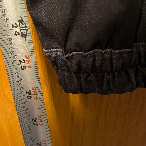 Lucy Black Jogger Pants - Picture 9 of 12